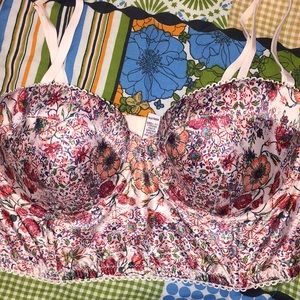 NWT Victoria’s Secret Multi-Way Bra 32DD $56.50